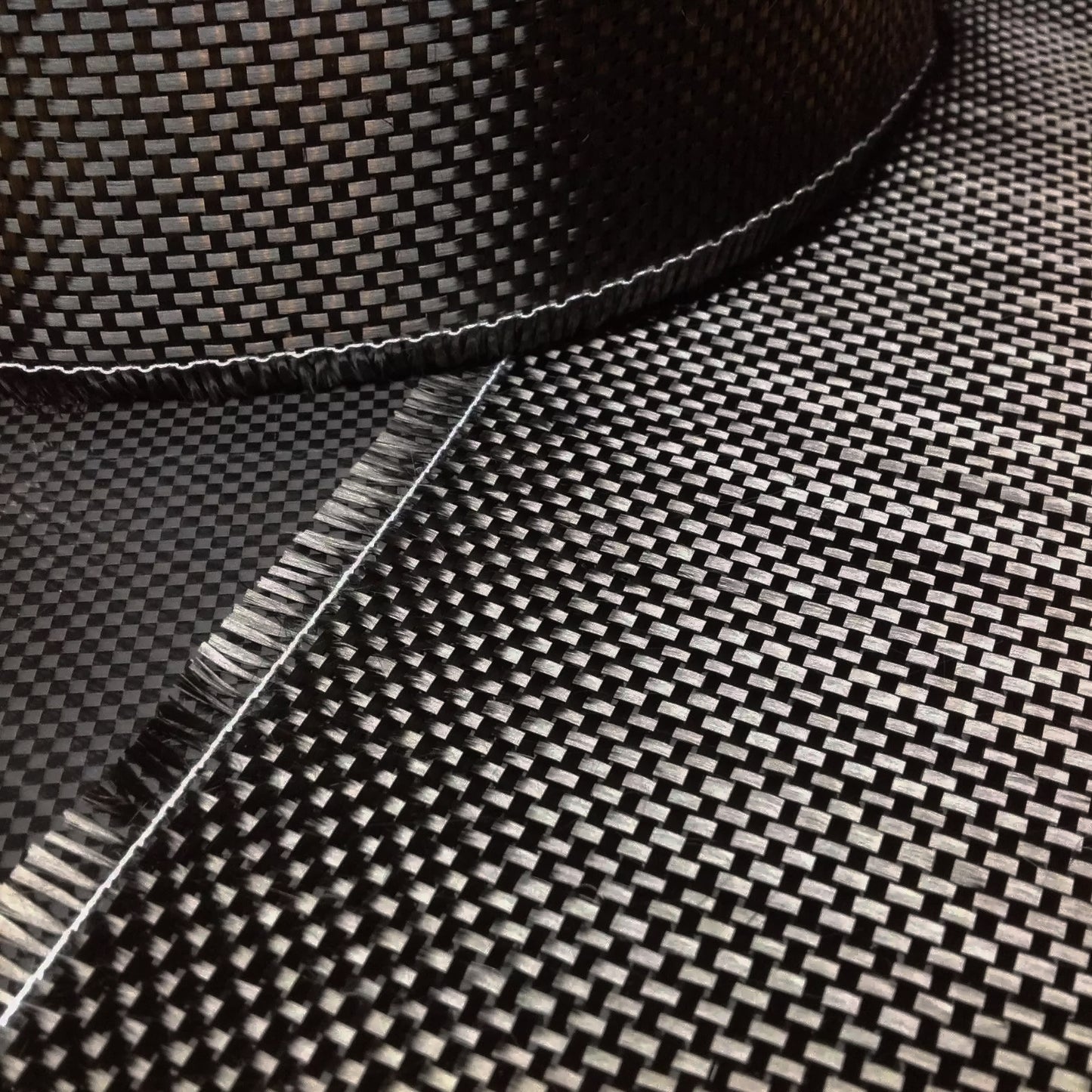 Carbon fiber plain 200gr/m² 1m - Carbonexperience
